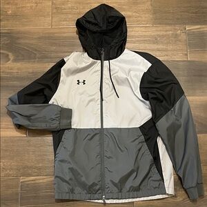 Under Armour Med Men's Black, White & Gray Colorblock Windbreaker Jacket